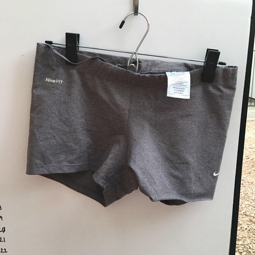 Nike fit running shorts size medium